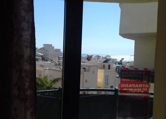 아파르타멘토스 메디테라네오 네르하